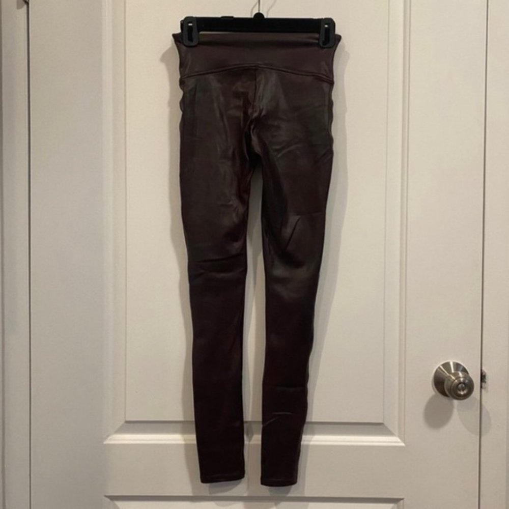 Spanx Faux Leather in Color Wine - Picture 6 of 6
